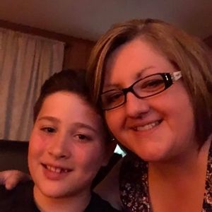 Meet your Posher, Crystal